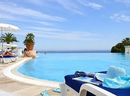 Apartmán Paradise - - Sea View - Pool - Free Parking - 4 Min Cannes